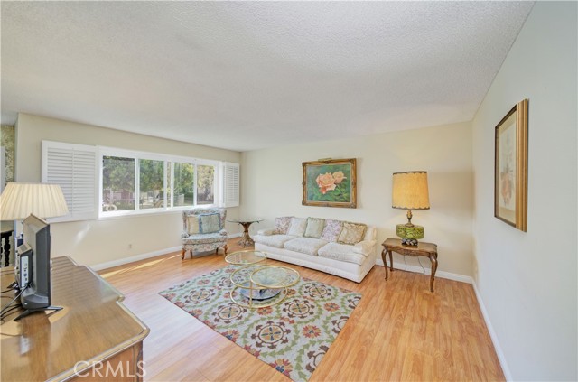11813 Runnymede Street, 18 photo 5