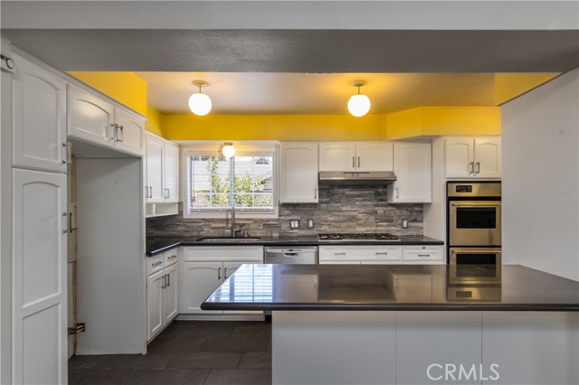 17226 Simonds Street photo 7