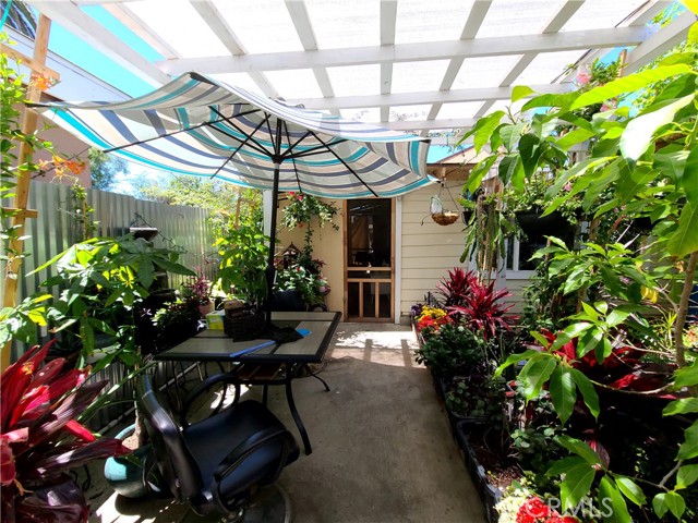 7822 Tampa Avenue photo 8