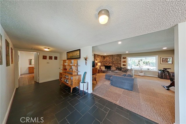 19231 Beckford Place photo 4