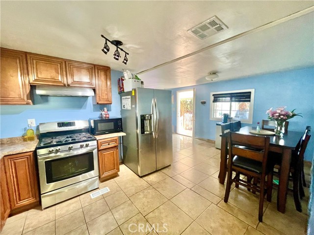 12401 Filmore Street, 541 photo 8