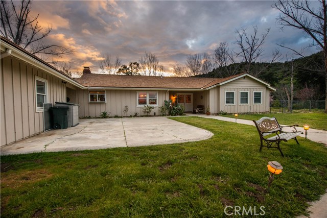 Photo of 26615 Mountain Park Road, Canyon Country, CA 91387