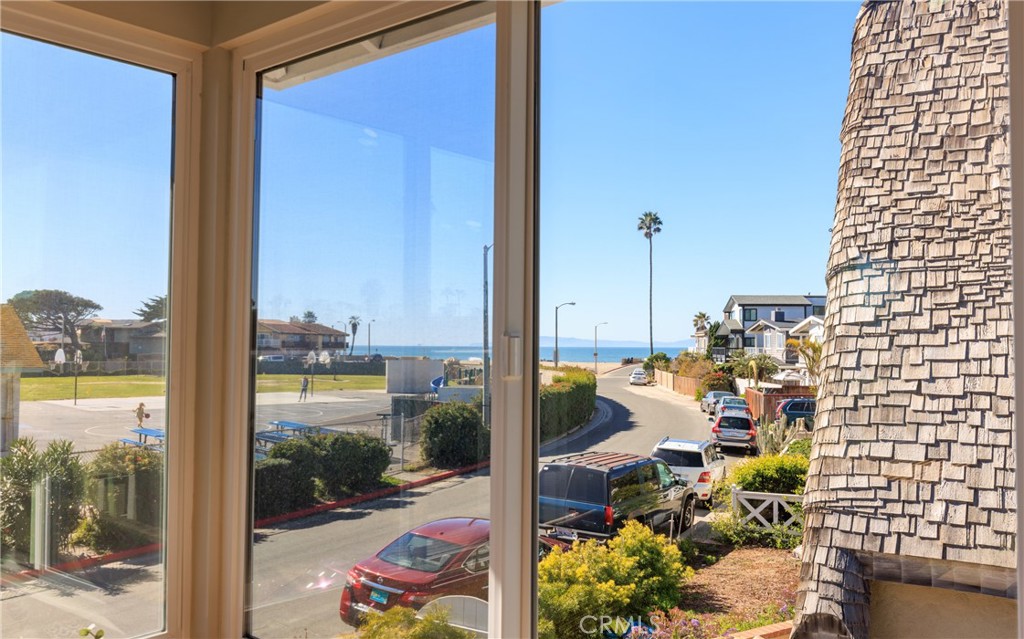 1199 New Bedford Court, Ventura, CA 93001
