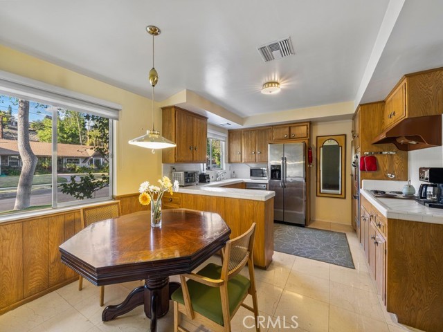 23030 Mosby Street photo 2