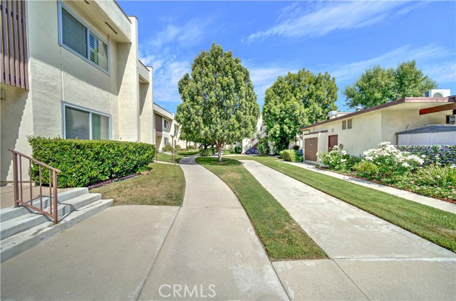 11813 Runnymede Street, 18 photo 3
