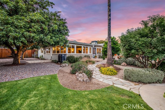 13615 Herrick Avenue photo 4