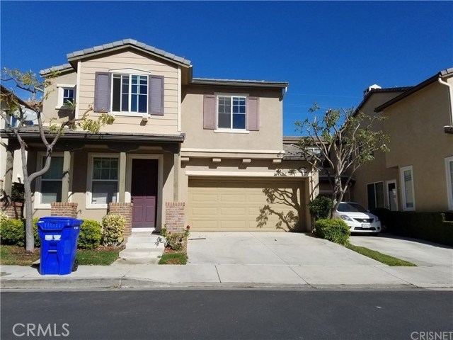 29011 Mirada Circulo Valencia, California Gorgeous 3 bedroom 2.5 bath valencia tesoro del valle home in gated community of altoliva. Over 2000 approx.Sq.Ft. Detached pud, includes open floor plan, spacious kitchen, family room w/fireplace. Large master bedroom & upstairs laundry room. Central air & heat, all bedrooms upstairs, 2 car garage. Community is gated w/hoa pool.