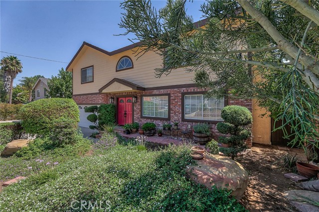 23156 Smith Road photo 1