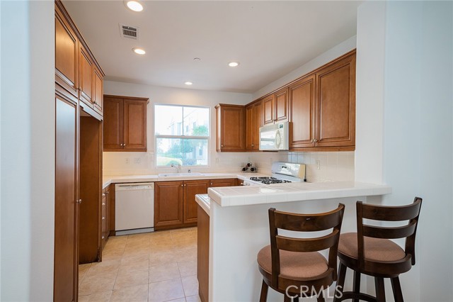 1800 Pacific Coast, Redondo Beach, California 90277, 3 Bedrooms Bedrooms, ,3 BathroomsBathrooms,Residential,Sold,Pacific Coast,SR21182968