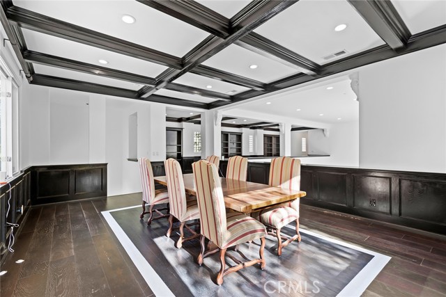 Detail Gallery Image 27 of 46 For 4261 Temma Ct, Calabasas,  CA 91302 - 8 Beds | 8/1 Baths