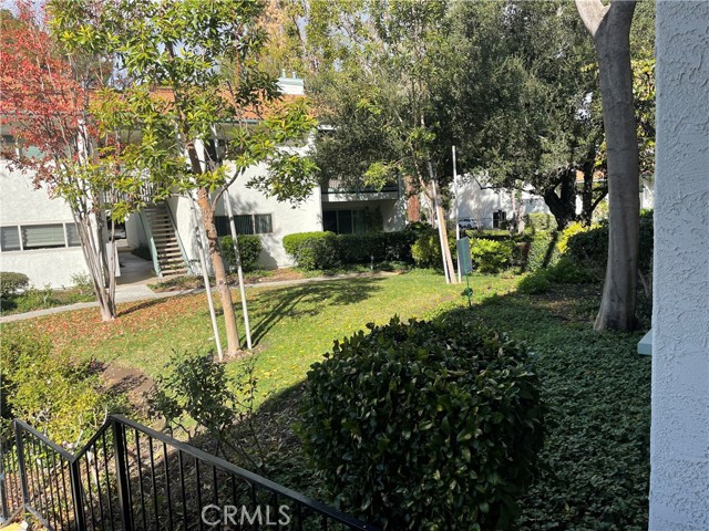 Detail Gallery Image 24 of 30 For 23669 Park Capri #52,  Calabasas,  CA 91302 - 2 Beds | 2 Baths
