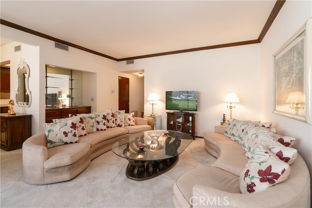 4707 Willis Avenue, 205 photo 8