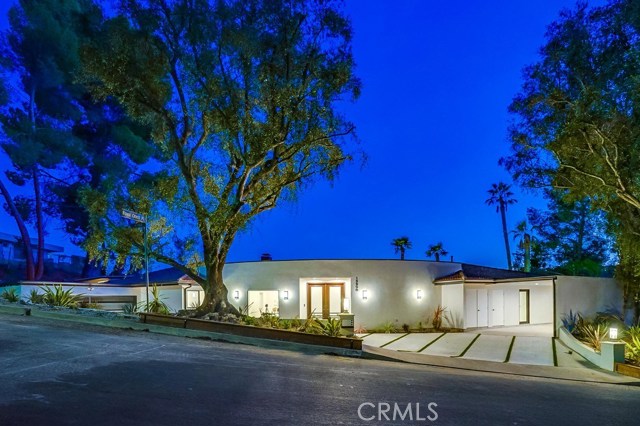 15800 High Knoll Road