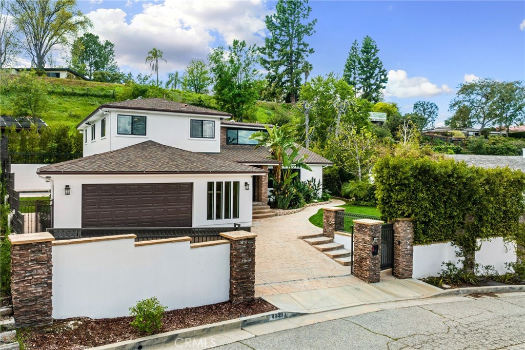 4949 Bilmoor Avenue, Tarzana, CA 91356