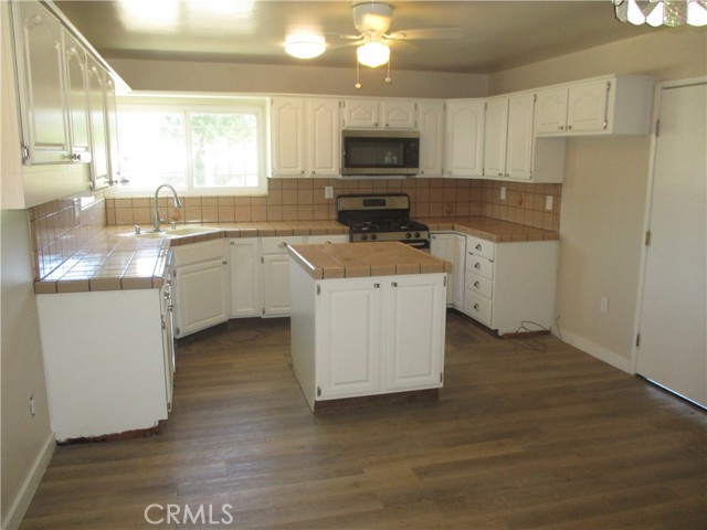 2993 Corpus Christi Avenue photo 2