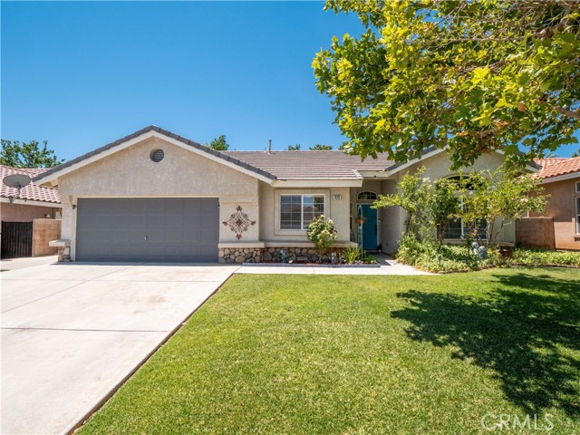 4128 De Anza Drive Palmdale, California : ***Beautiful Single Story Home*** This property is located in the highly sought after Rancho Vista area. As you walk in, you will appreciate the open layout with it's high vaulted ceilings and laminate flooring. 3 bedrooms, Plus a Bonus Room, 2 Full Baths, This home also offers an open concept, kitchen with access to the family room. Kitchen has plenty of cabinet and counter space. Backyard has a covered patio with a nice KOI Pond to sit out back and enjoy, relax looking at the fish with full shade from the trees out back.