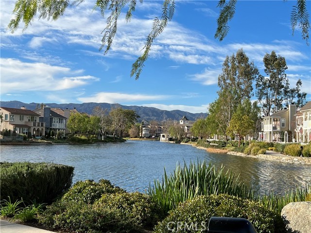 Bridgeport View of Lake