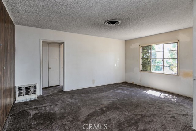 17905 Bullock Street photo 5