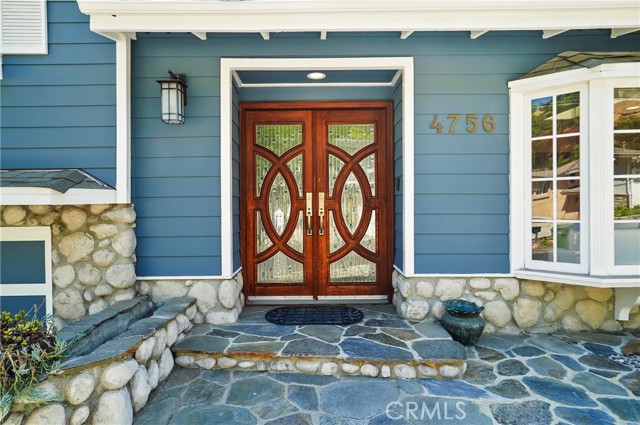 4756 Excelente Drive photo 3