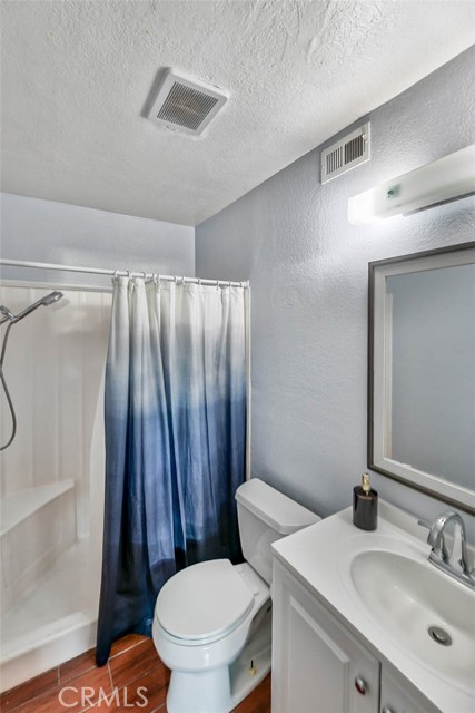 Master bathroom with walk in shower.