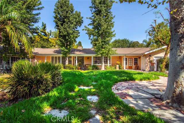 22651 Califa Street photo 1