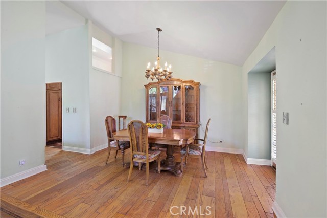 18701 Hatteras Street, 17 photo 4