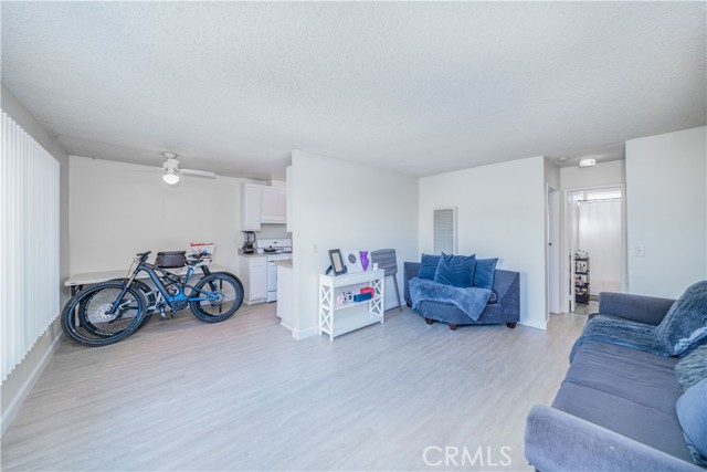 5329 Cahuenga Boulevard photo 5