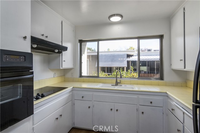 4353 Colfax Avenue, 41 photo 7