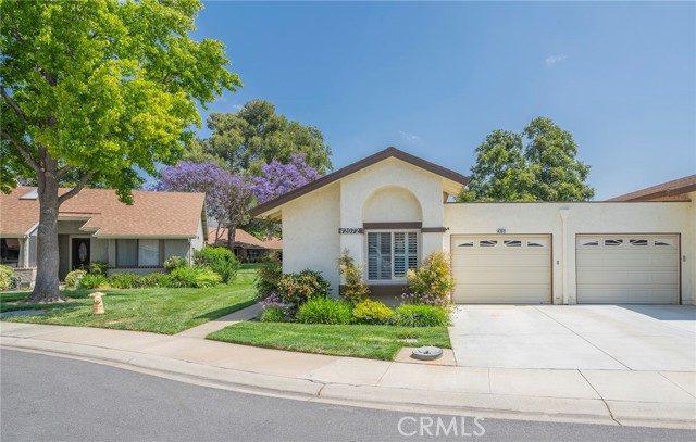 42072 Village 42, Camarillo, CA 93012