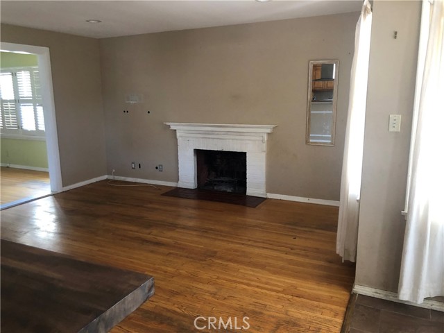 6700 Densmore Avenue photo 8