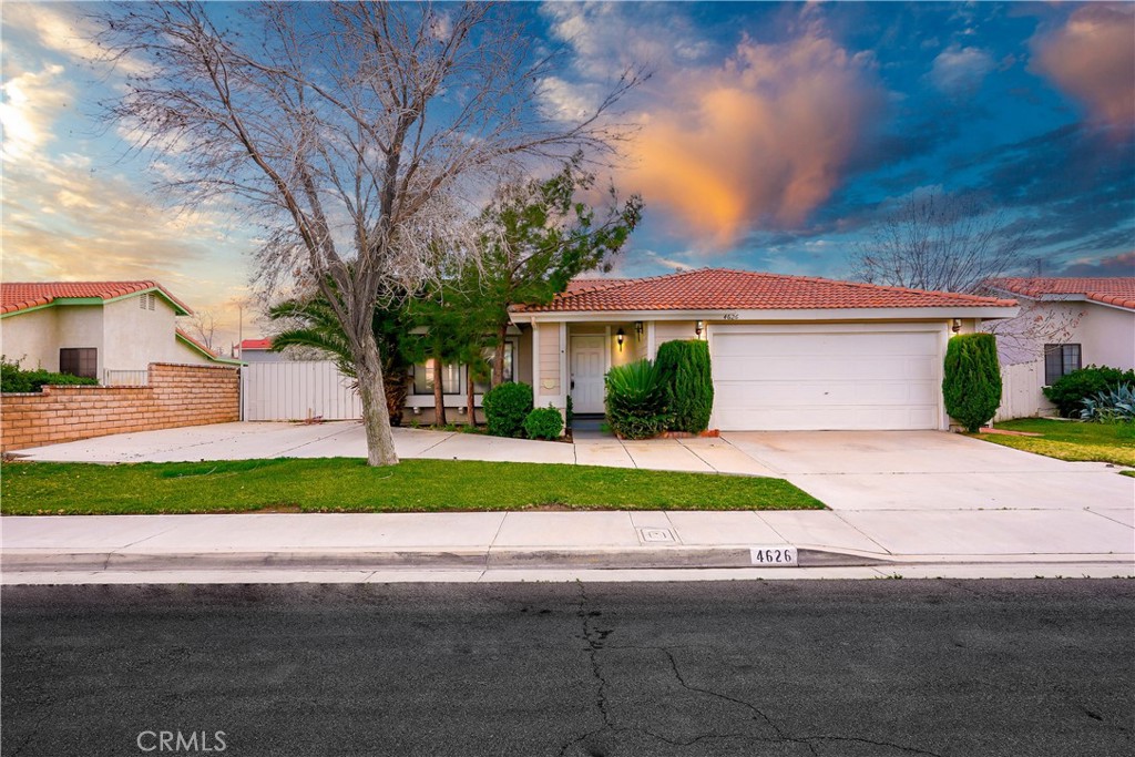 4626 Elwood Avenue, Palmdale, CA 93552