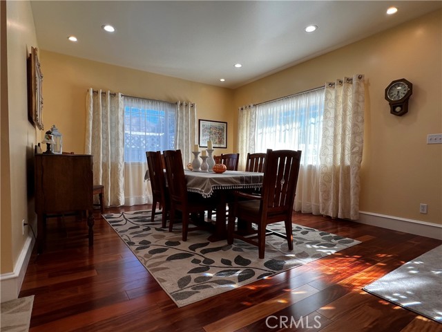 10655 Langmuir Avenue photo 3