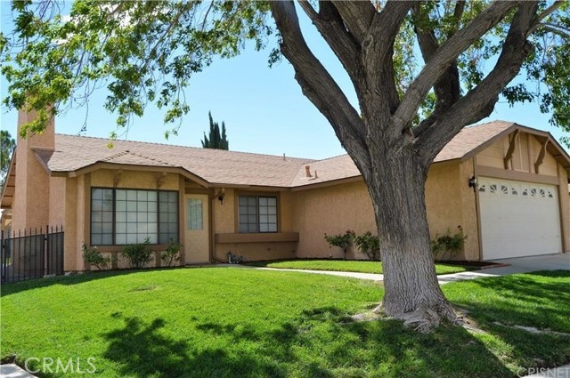 2136 W Avenue K15 Lancaster, California Incredible opportunity to own a turn-key home in West Lancaster. Open layout, light and bright! Spacious kitchen with newer stove, hood and dishwasher. Fireplace in living room with brick hearth. Newer Carpet, refreshed paint. Corner Lot, large backyard with pergola. Close the the 14 freeway, shopping and more. You won't want to miss this home!