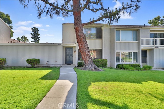 Detail Gallery Image 1 of 1 For 6508 Penn St #C,  Moorpark,  CA 93021 - 2 Beds | 1/1 Baths