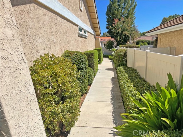 2134 Crespi Lane photo 7