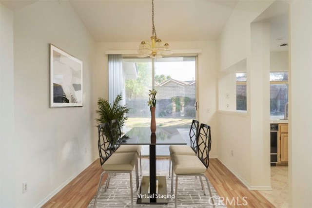 Dining room - virtual staging