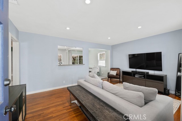 8151 Wakefield Avenue photo 6