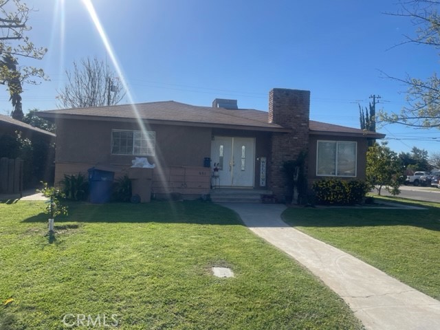 601 Paloma Street, Bakersfield, CA 93304