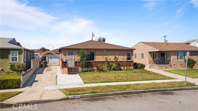 13417 Mettler Ave, Los Angeles, CA 90061