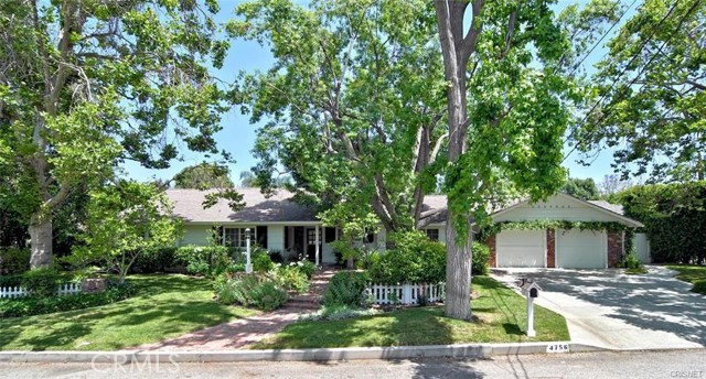 Photo of 4756 Ronmar Place, Woodland Hills, CA 91364