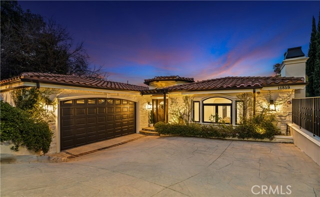 14859 Round Valley Dr, Sherman Oaks, CA 91403