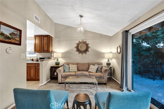 16700 Itasca Street photo 7