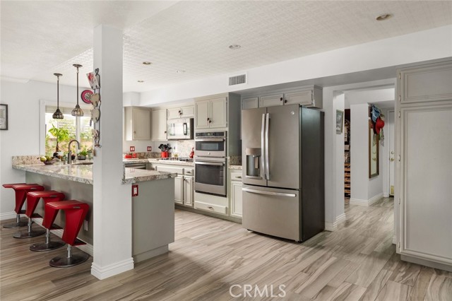 Entertainer's Kitchen with Stainless Steel Appliances