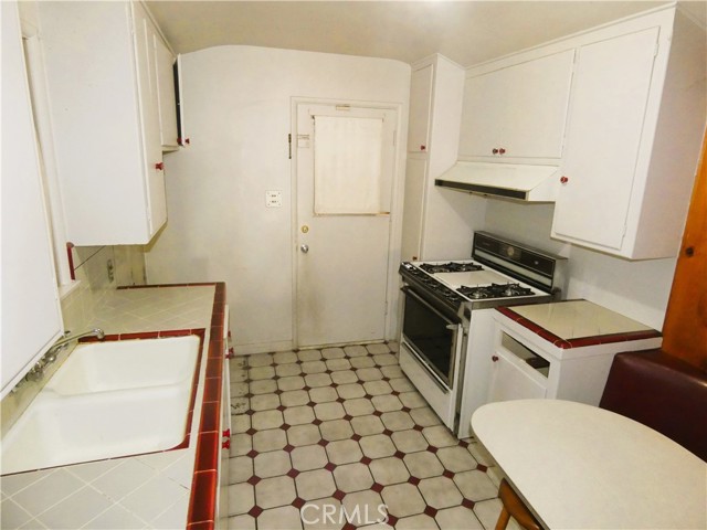 6935 Ranchito Avenue photo 4