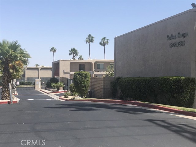 2252 N Indian Canyon Dr #B, Palm Springs, CA 92262