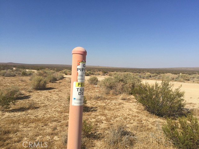 100 On Highway 58, Mojave, California 93501, ,Land,For Sale,100 On Highway 58,CRSR21165455