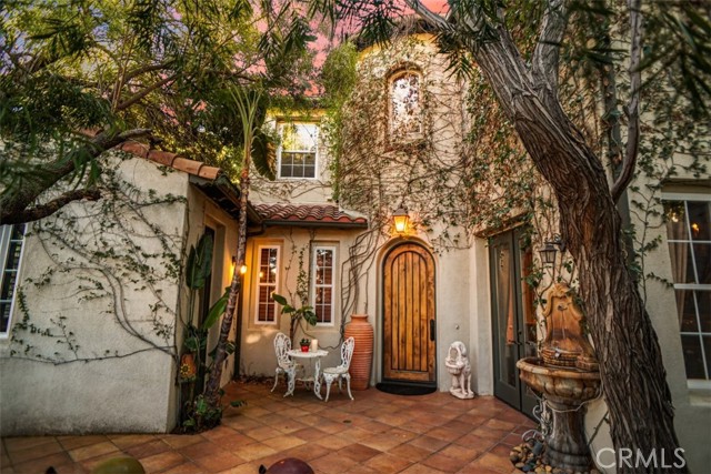 Romantic Spanish Courtyard