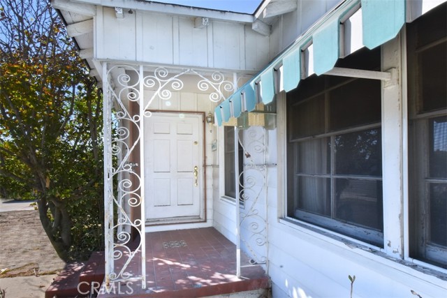 6461 Clybourn Avenue photo 7