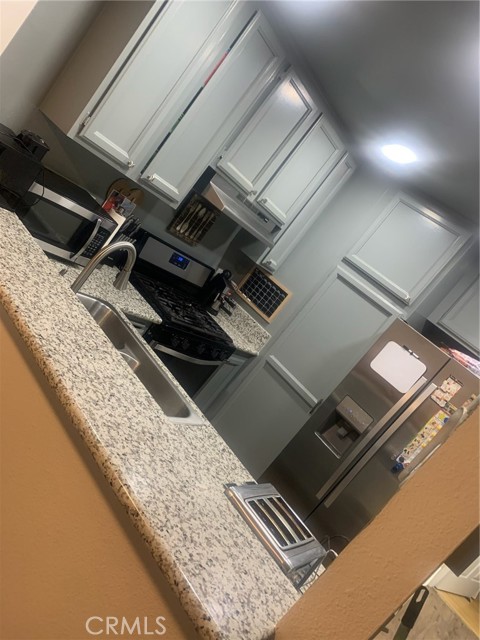 10636 Woodley Avenue, 66 photo 6