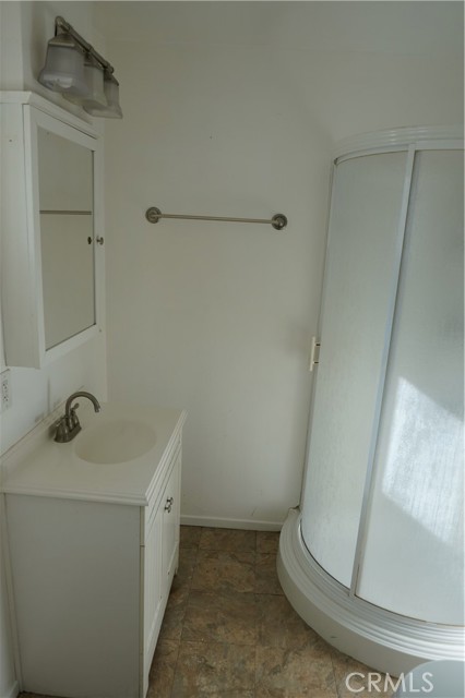 3 Bed Home for Sale in Val Verde, California